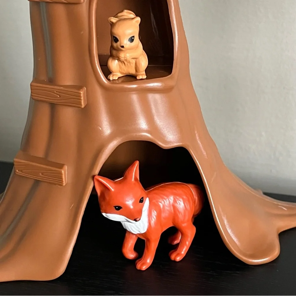 Barbie Animal Rescuer Doll Care Center You Can Be Anything FCP78